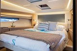 Prestige 520 for sale - VIP cabin